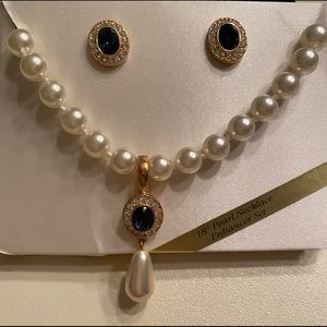 18” pearl and sapphire enhancer set